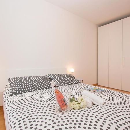 Benacus E4 Apartment By Wonderful Italy Sirmione Esterno foto